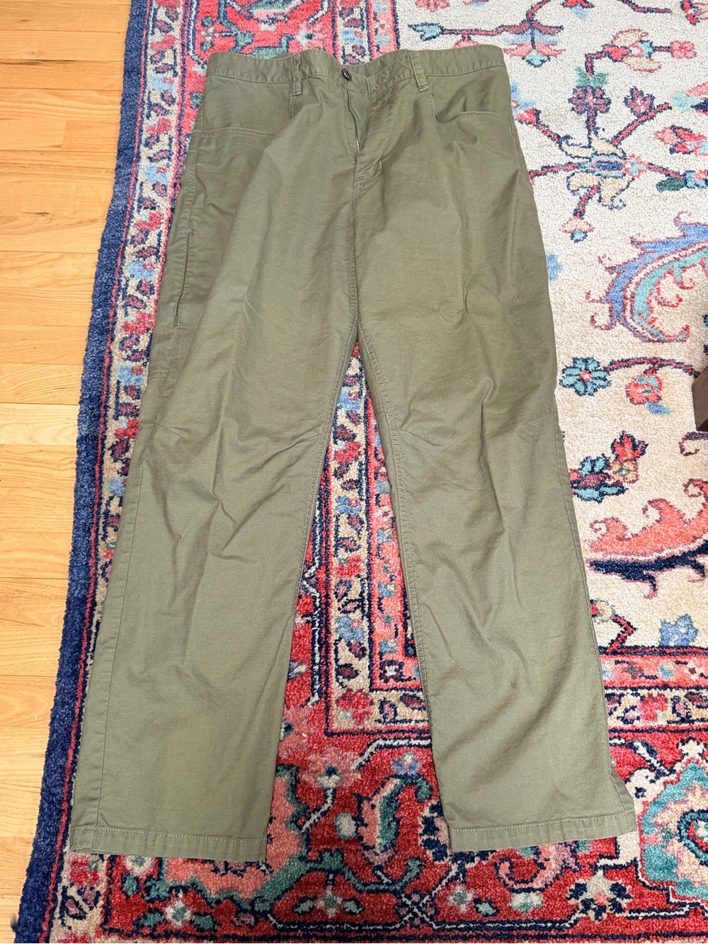 Men's Northface Olive Green Straight-Leg Pants EUC size 36